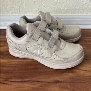 New Balance Walking Shoe. Men’s Sz 11 US.